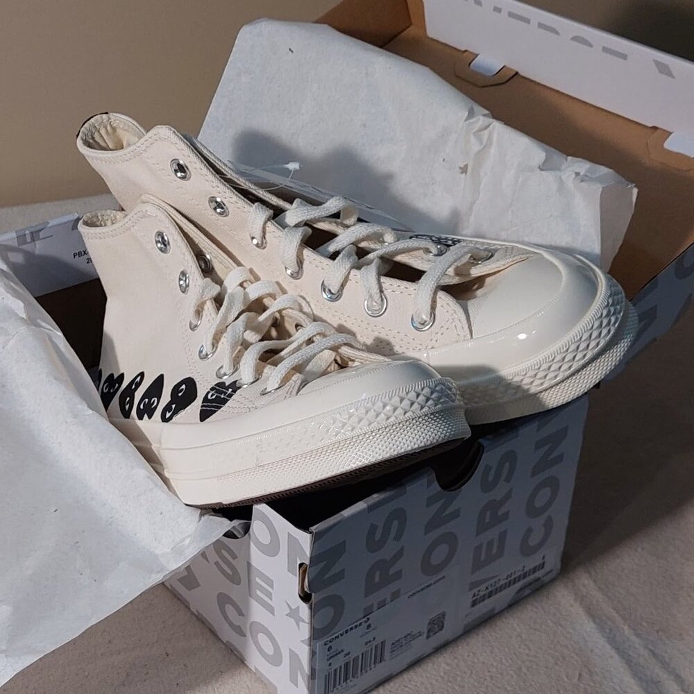 Converse x PLAY Comme des Garçons Chuck 70 Milk/Black Multi Heart Size: 8 - Picture 4 of 12